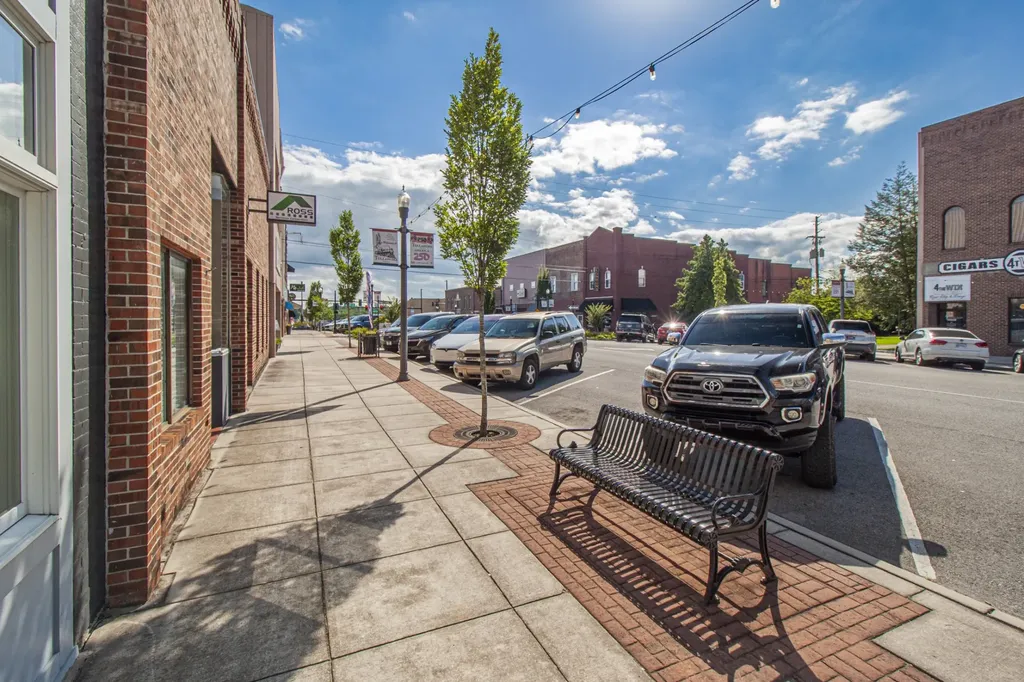 109 W Lincoln Street Tullahoma TN 37388