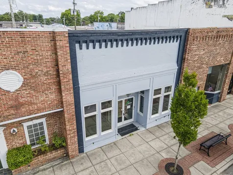 109 W Lincoln Street Tullahoma TN 37388