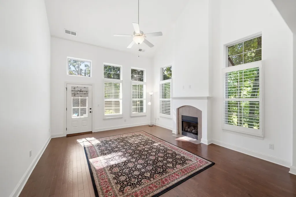 918 Silkwood Circle Nashville TN 37221