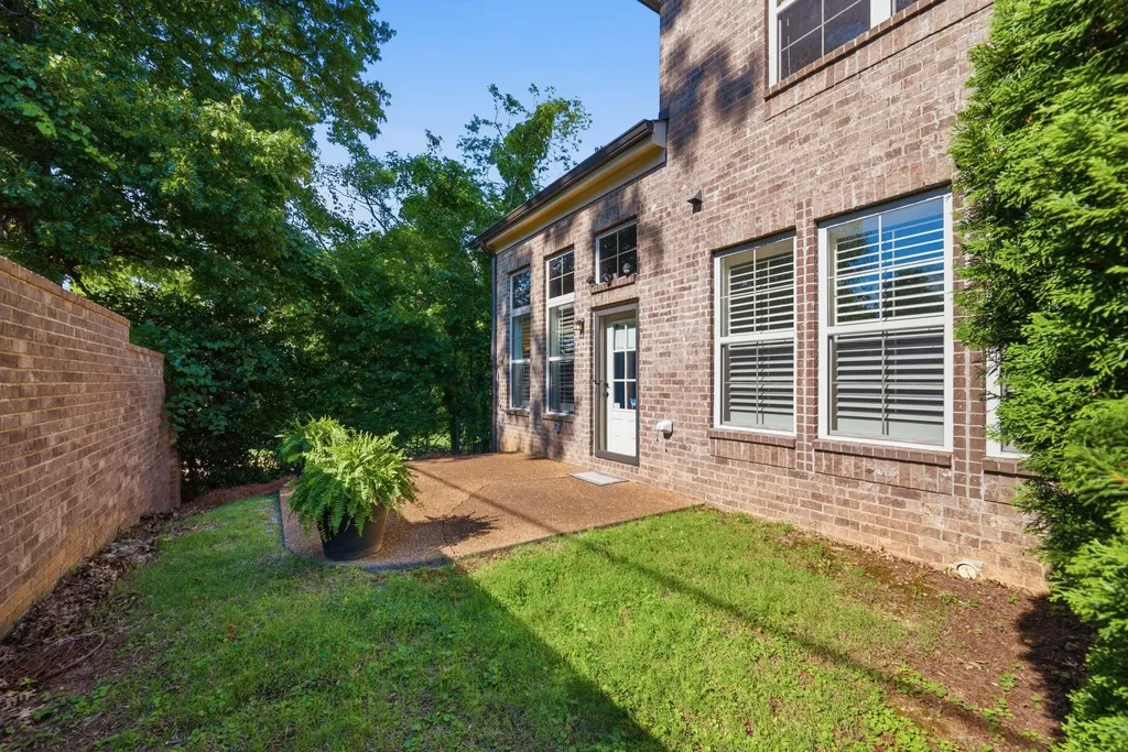 918 Silkwood Circle Nashville TN 37221