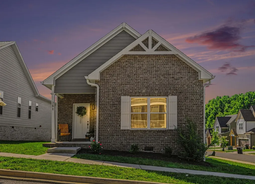 261 Franklin Street Pleasant View TN 37146