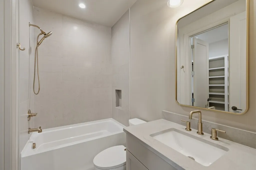 1004 Rodney Drive Nashville TN 37205