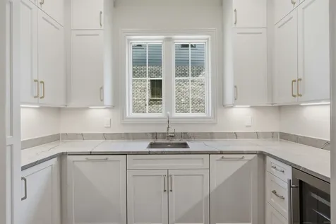 1004 Rodney Drive Nashville TN 37205