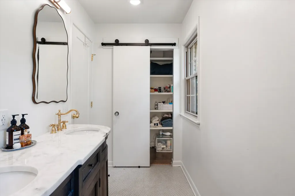 4830 Briarwood Drive Nashville TN 37211