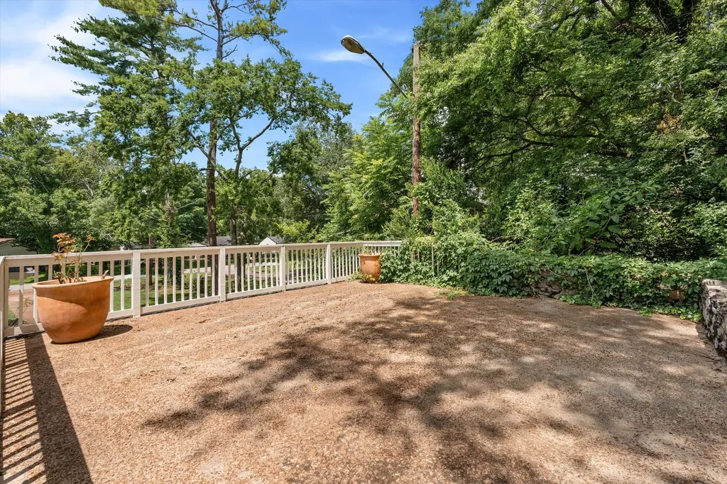 4830 Briarwood Drive Nashville TN 37211