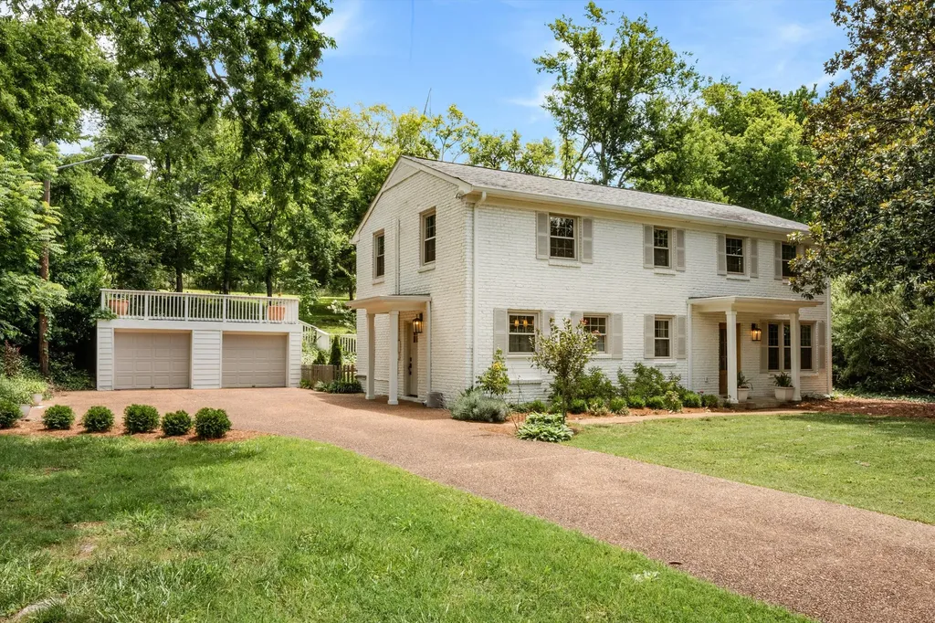 4830 Briarwood Drive Nashville TN 37211