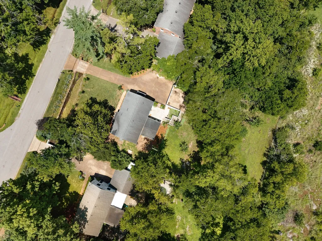 4830 Briarwood Drive Nashville TN 37211