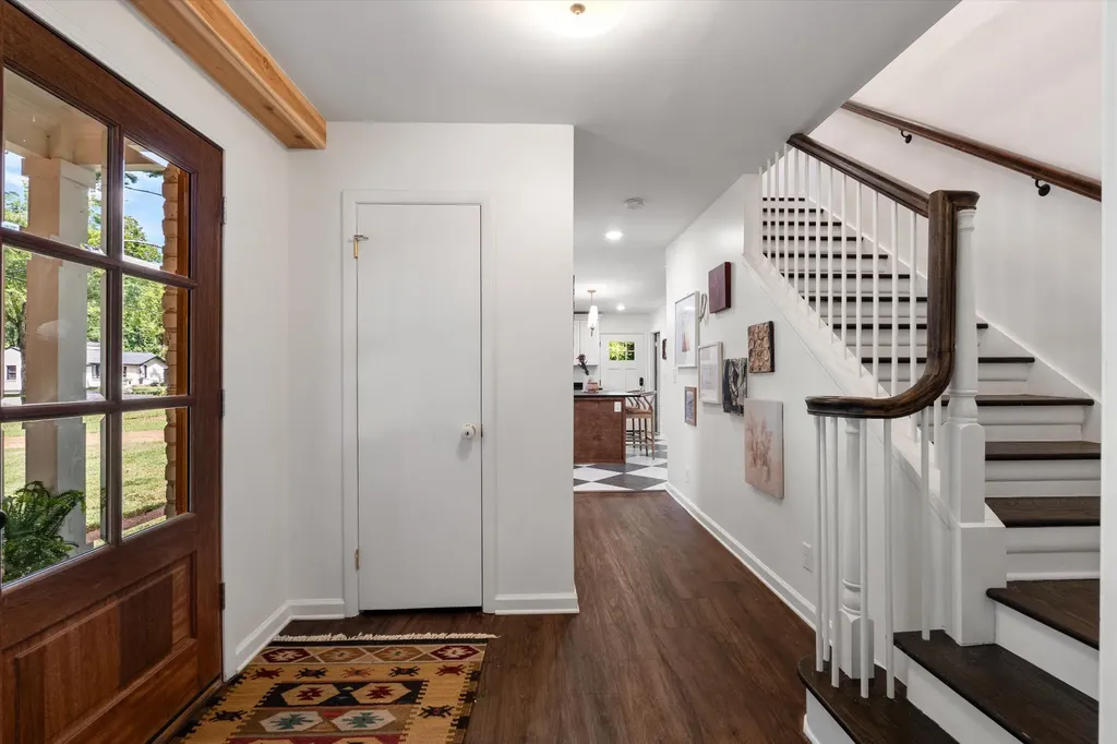4830 Briarwood Drive Nashville TN 37211