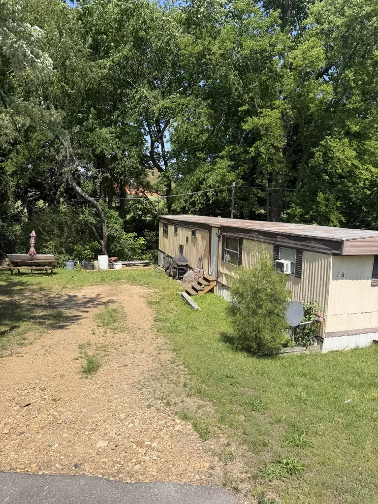 200 Dogwood Drive Springfield TN 37172