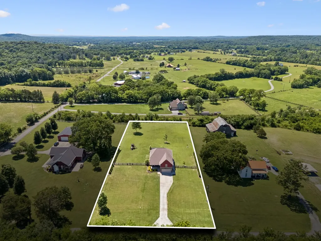80 Edwards Road Lebanon TN 37090