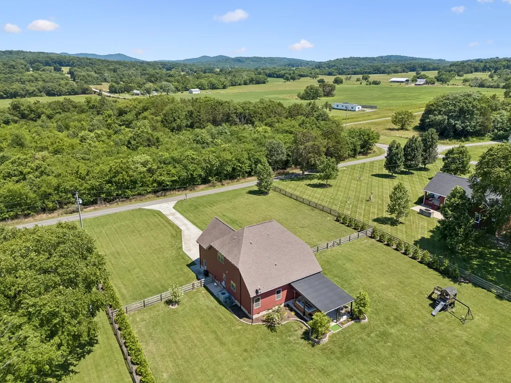 80 Edwards Road Lebanon TN 37090