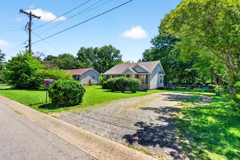 577 Brady Drive Clarksville TN 37042
