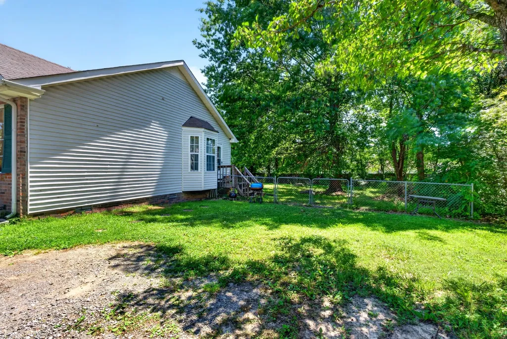 577 Brady Drive Clarksville TN 37042