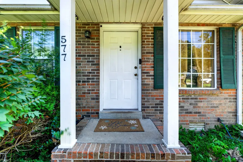 577 Brady Drive Clarksville TN 37042