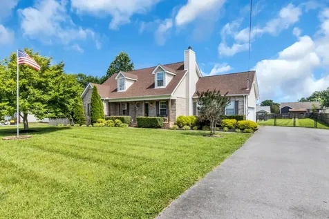 130 Fall Creek Drive Murfreesboro TN 37129