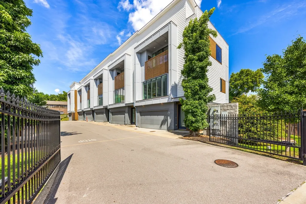 227 Oceola Avenue Nashville TN 37209