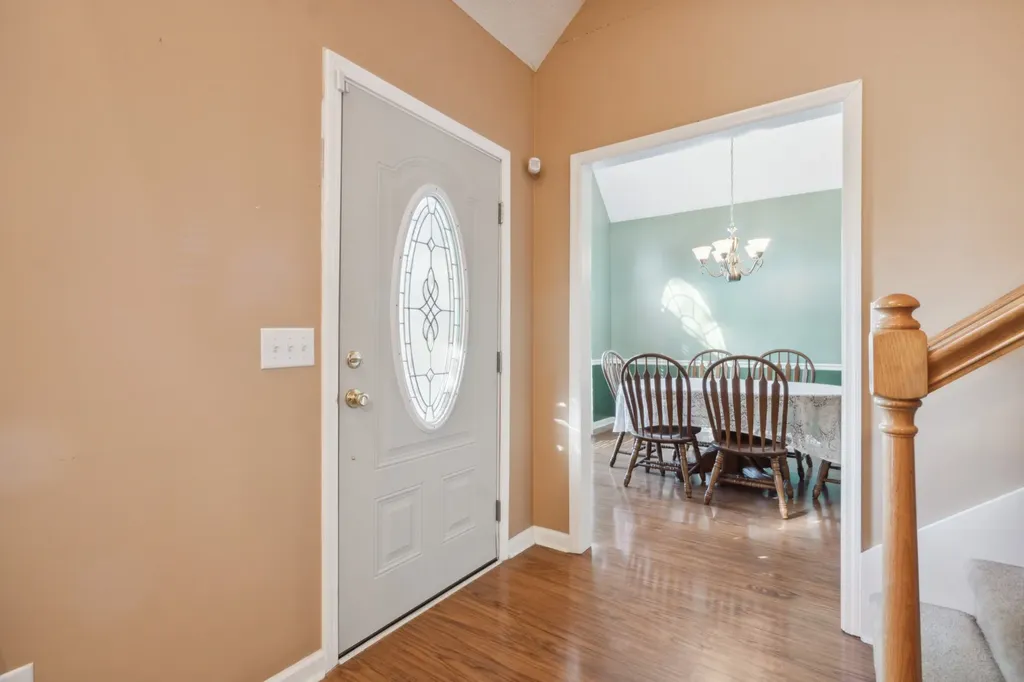 8018 Burntwood Drive La Vergne TN 37086