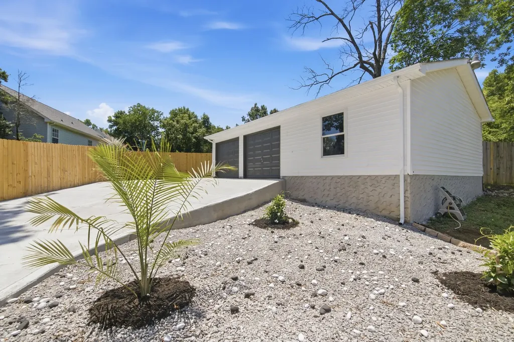 137 Nelson Drive La Vergne TN 37086