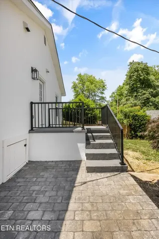 3352 Bellevue Street Knoxville TN 37917