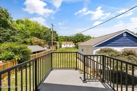3352 Bellevue Street Knoxville TN 37917