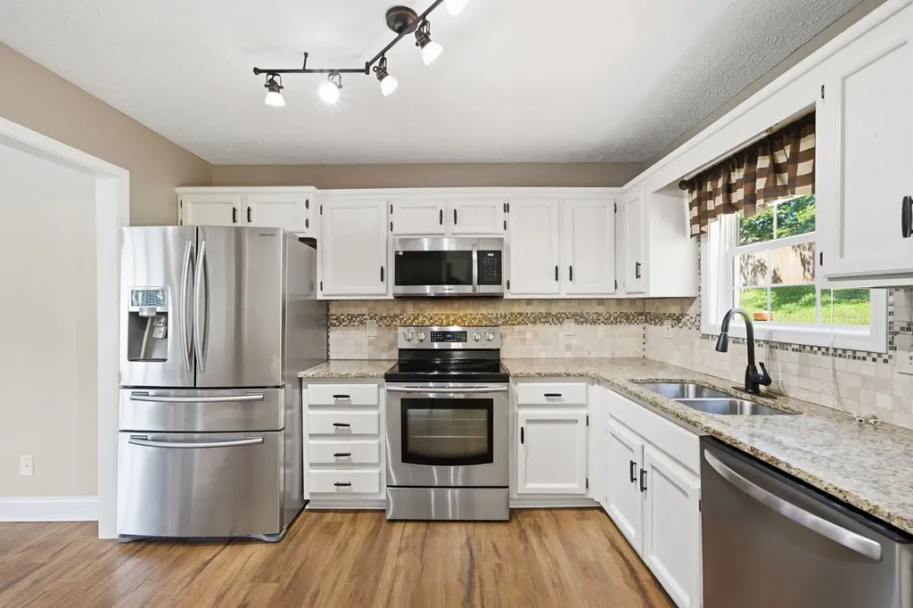 523 Turner Reynolds Court Clarksville TN 37043