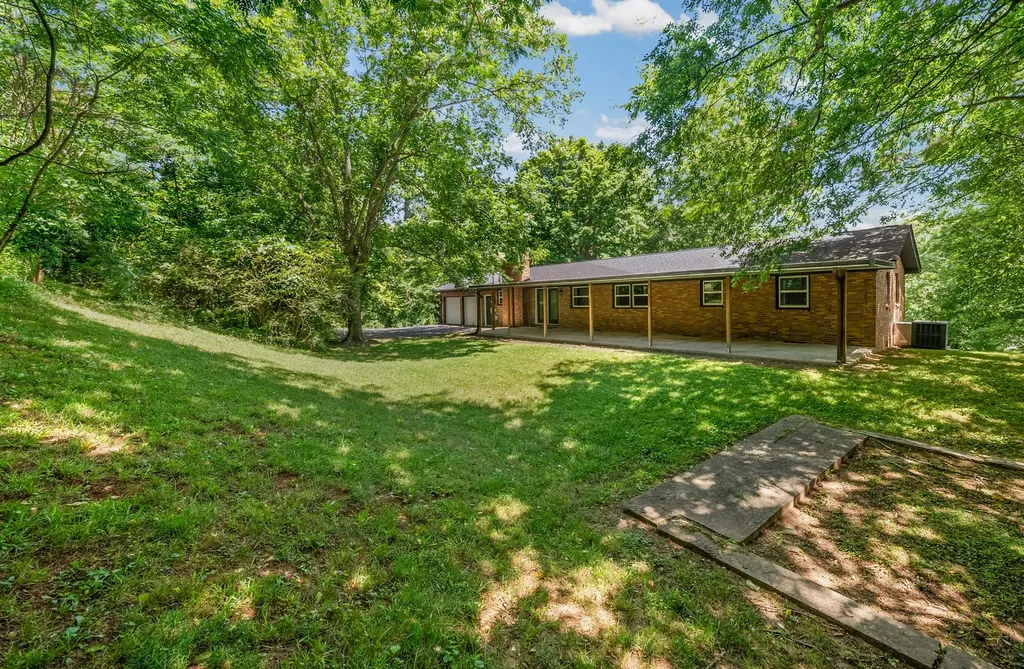 509 Rosewood Drive Clarksville TN 37043