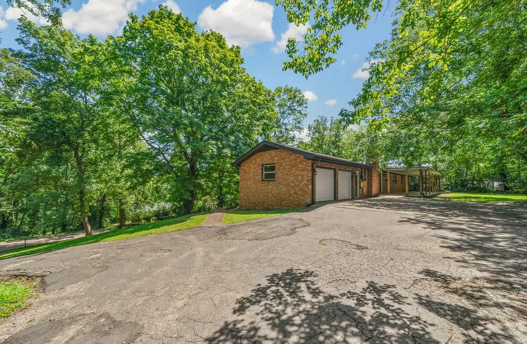 509 Rosewood Drive Clarksville TN 37043