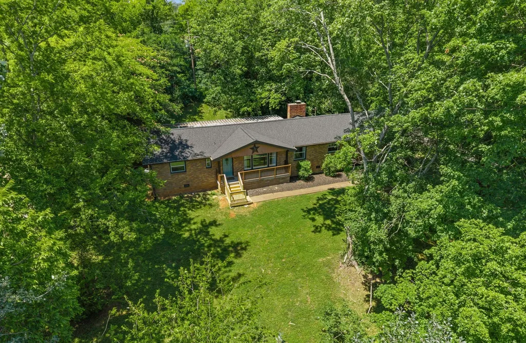 509 Rosewood Drive Clarksville TN 37043