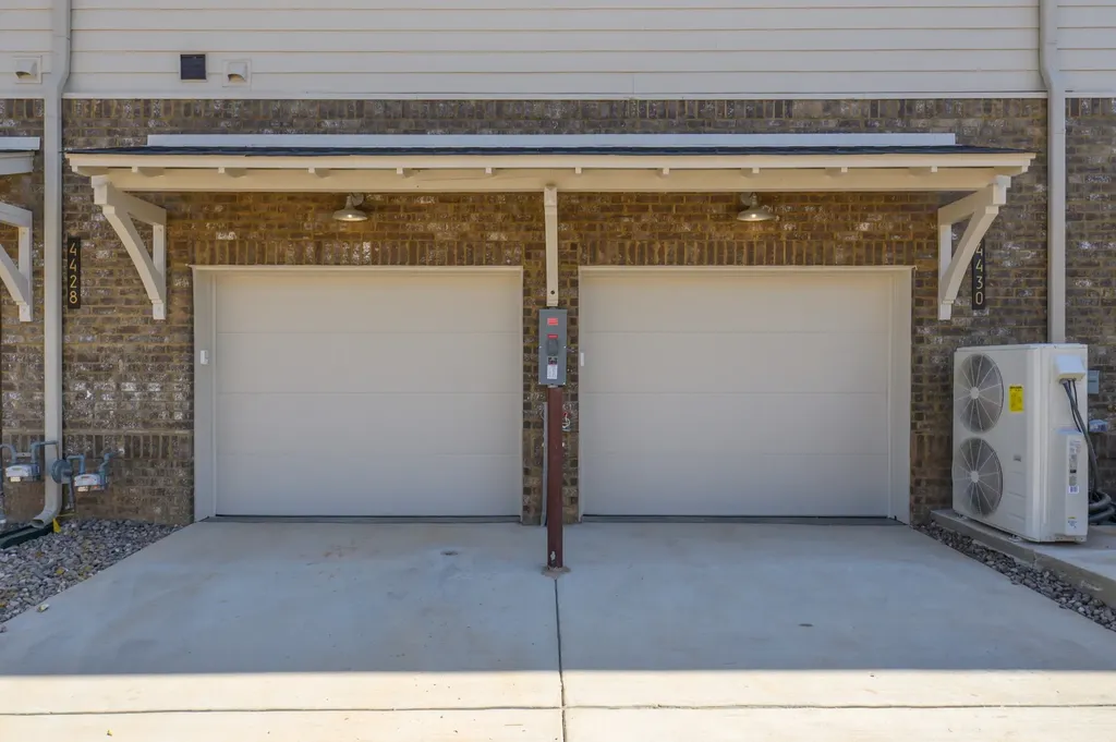 829 Lotus Lane Thompsons Station TN 37179