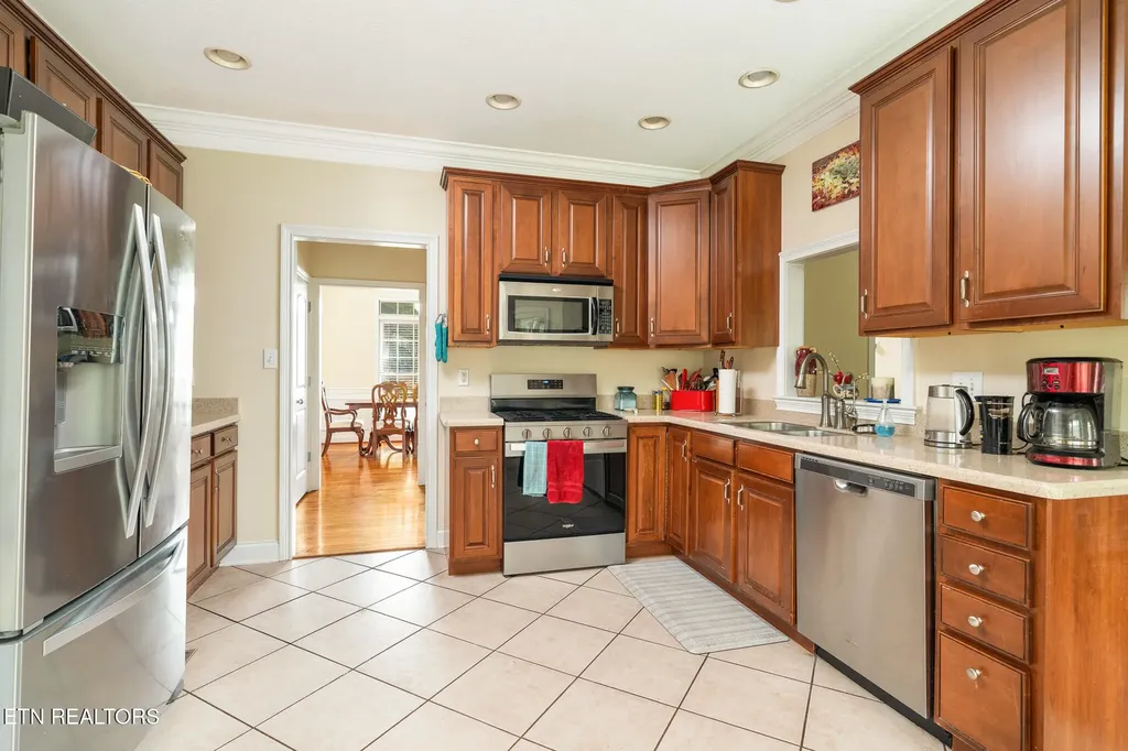 3560 Hirst Circle Lenoir City TN 37772