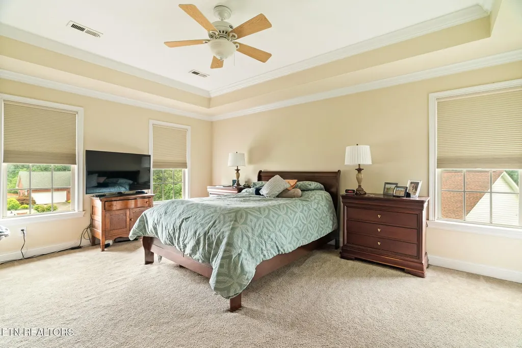 3560 Hirst Circle Lenoir City TN 37772