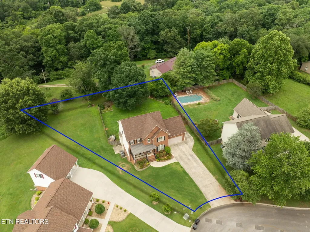 3560 Hirst Circle Lenoir City TN 37772