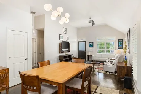 1904 Rossville Avenue Chattanooga TN 37408