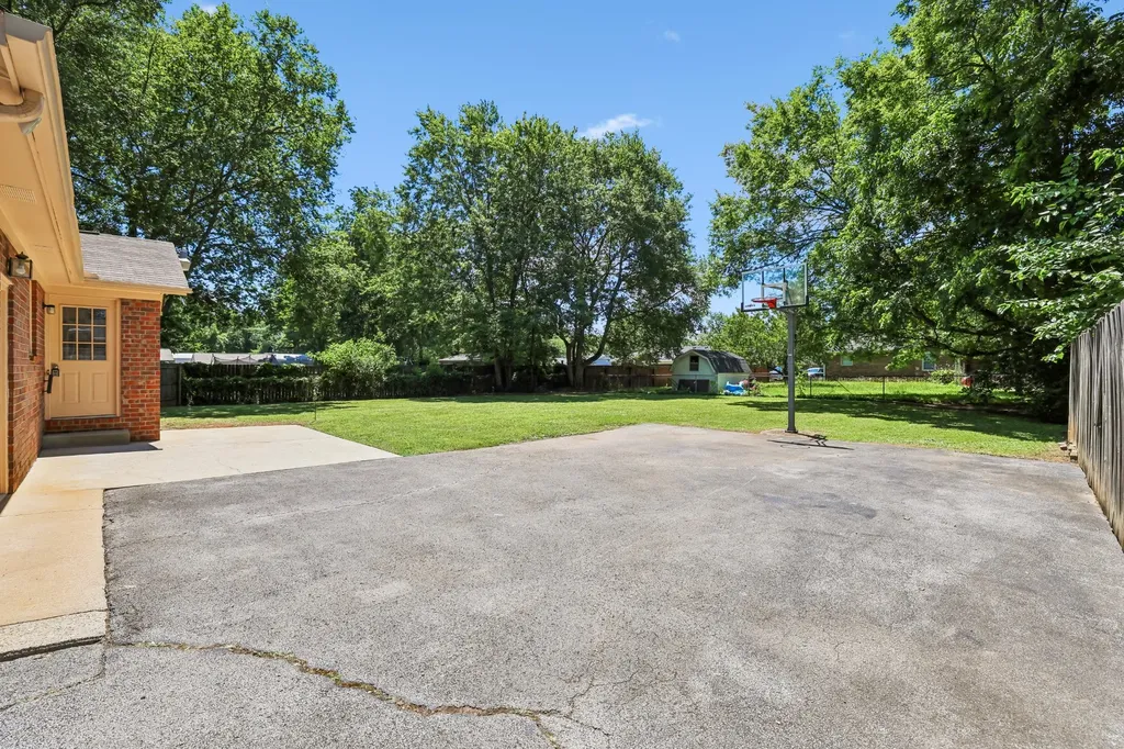 1419 Avon Road Murfreesboro TN 37129