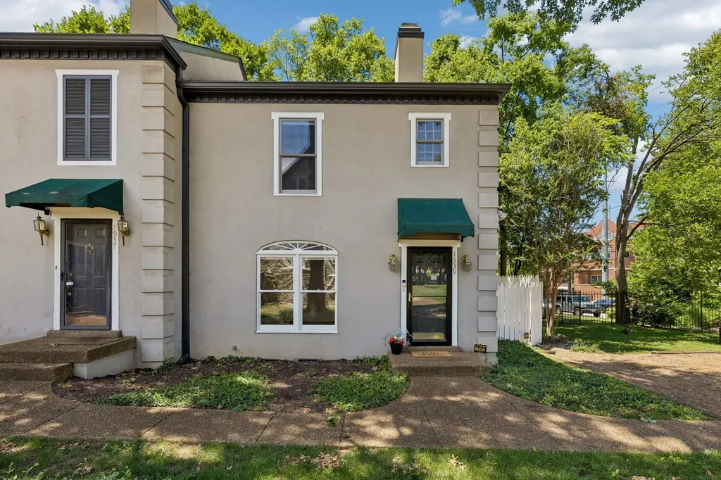 1939 Capers Avenue Nashville TN 37212