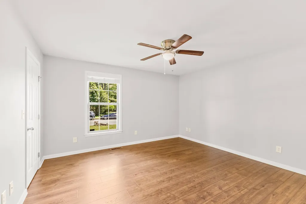 1318 Tomahawk Trace Murfreesboro TN 37129