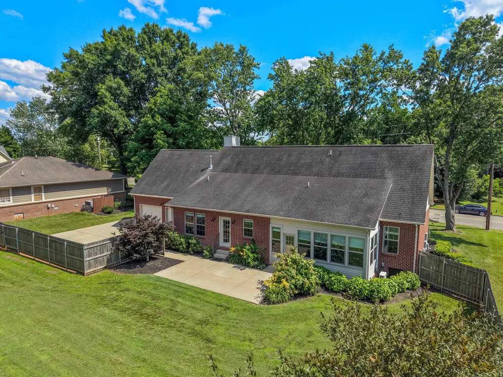 1318 Tomahawk Trace Murfreesboro TN 37129