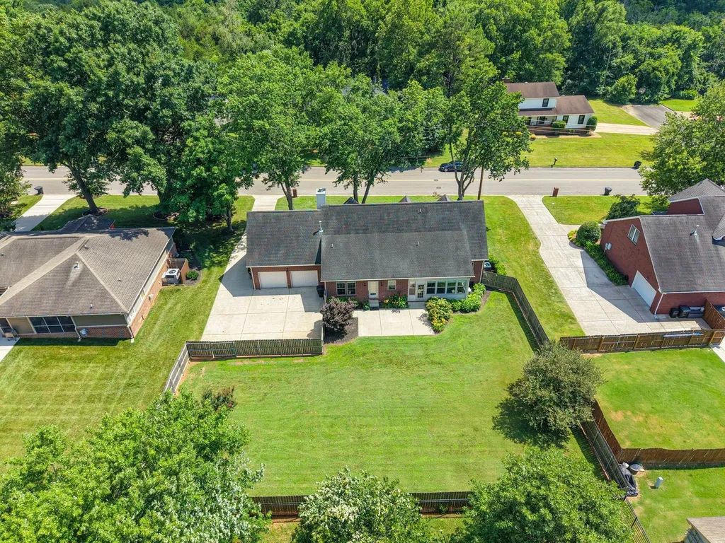 1318 Tomahawk Trace Murfreesboro TN 37129