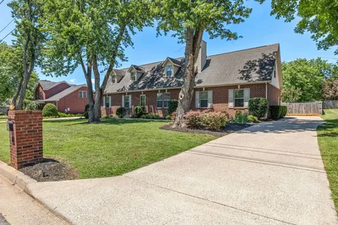 1318 Tomahawk Trace Murfreesboro TN 37129