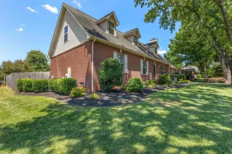 1318 Tomahawk Trace Murfreesboro TN 37129