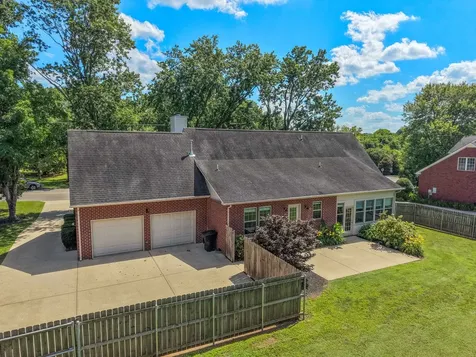 1318 Tomahawk Trace Murfreesboro TN 37129