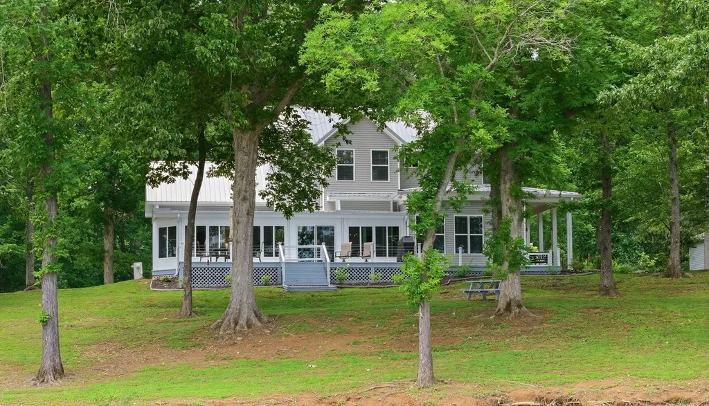 49 Wild Goose Point Parsons TN 38363
