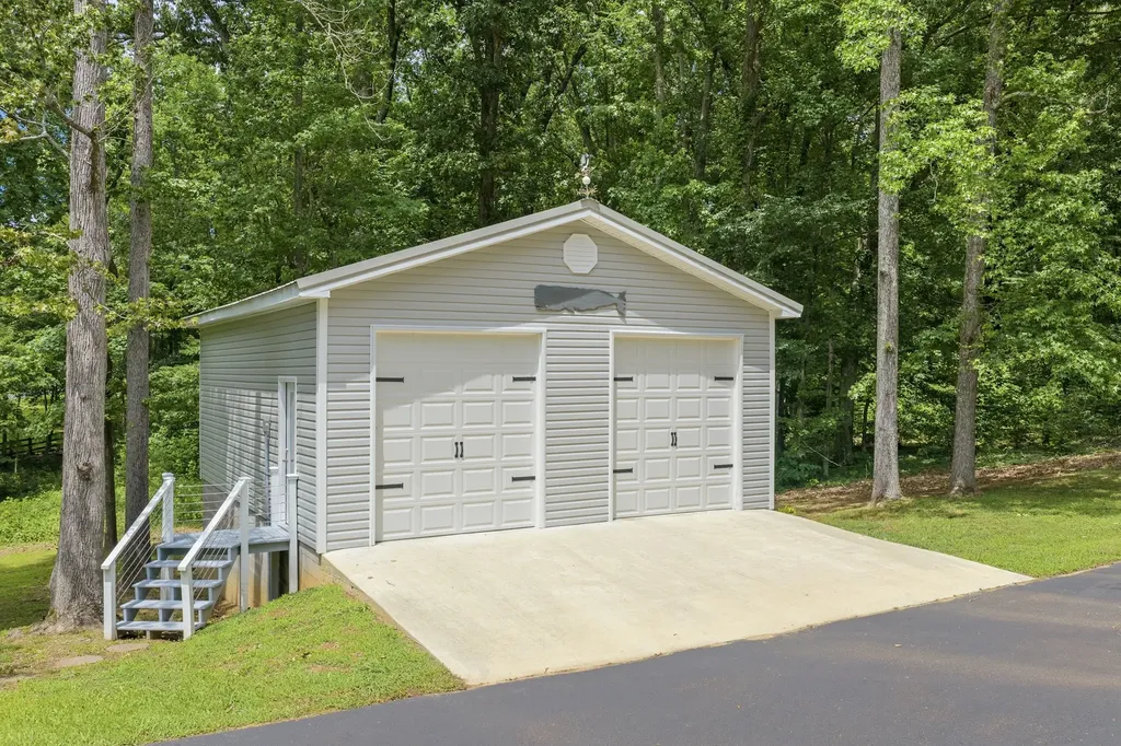 49 Wild Goose Point Parsons TN 38363