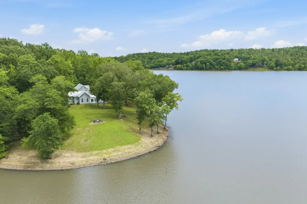 49 Wild Goose Point Parsons TN 38363