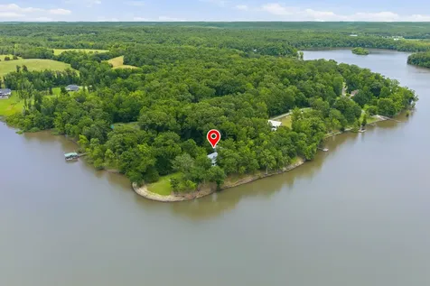 49 Wild Goose Point Parsons TN 38363