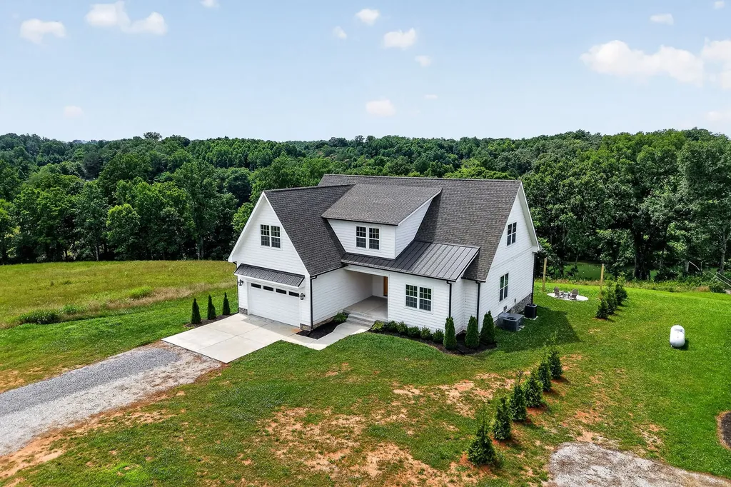 617 Post Office Road Rock Island TN 38581
