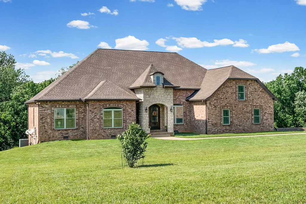 2447 Pleasant View Road Pleasant View TN 37146