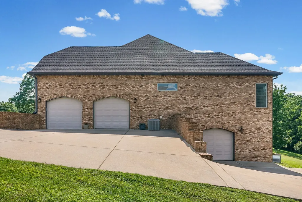 2447 Pleasant View Road Pleasant View TN 37146