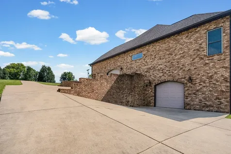 2447 Pleasant View Road Pleasant View TN 37146
