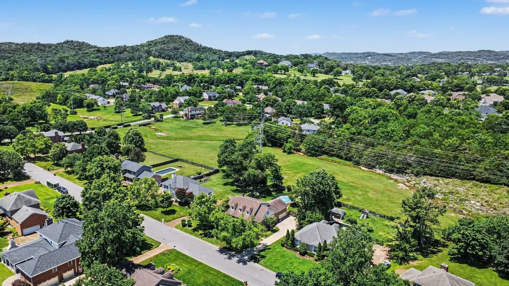 8324 Carriage Hills Drive Brentwood TN 37027